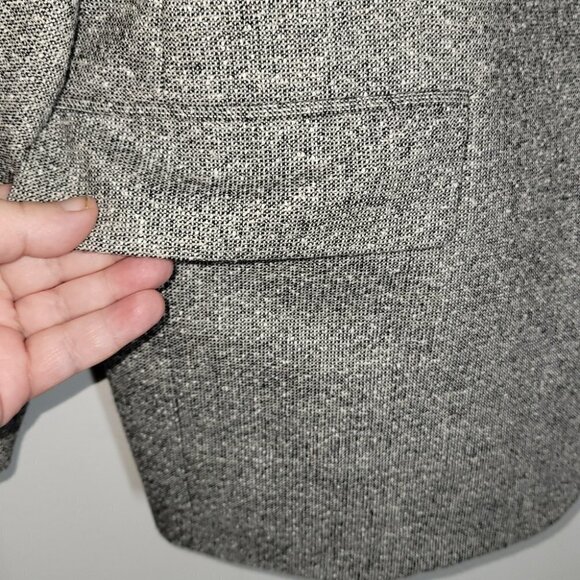 Classic WmH Leishman tweed suit jacket,size 44 R heather gray - Picture 7 of 8